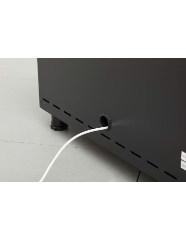 Armadio Basso a 2 Ante con Piedini, Nero, 83.5 x 22.5 x 83 cm STST97595-1 - STANLEY | Utensili Store